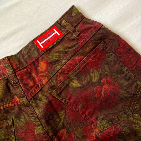 Vintage Halston Jeanswear Floral Short - Picture 3 of 4
